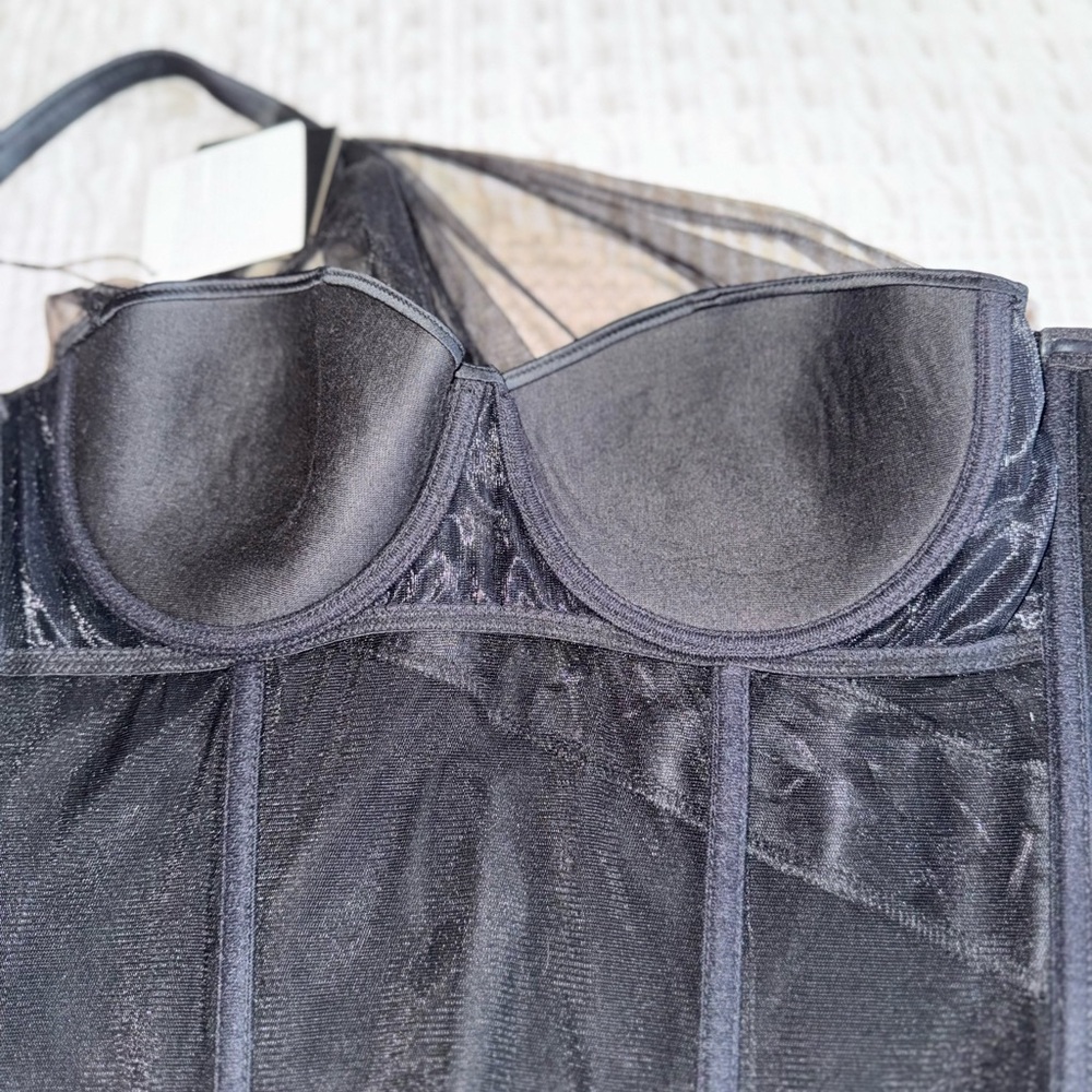 La Perla Luxurious Black Corset - Picture 6 of 14
